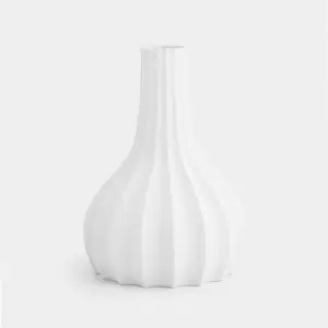 Meringue vase